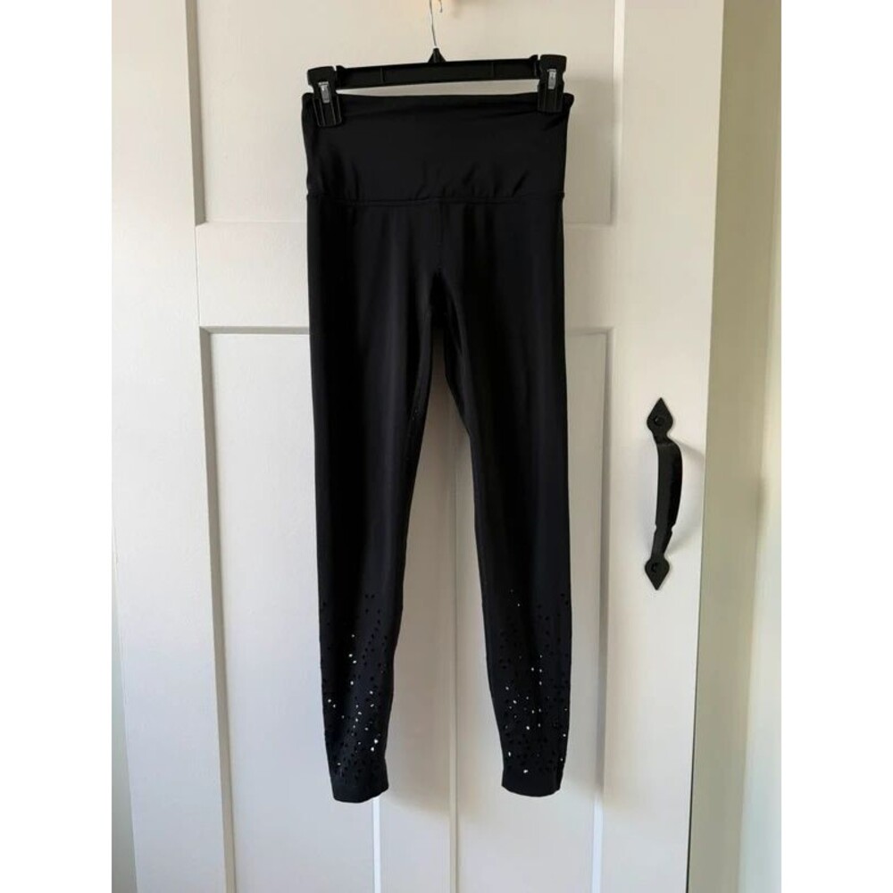 Laser Cut Out Leggings
